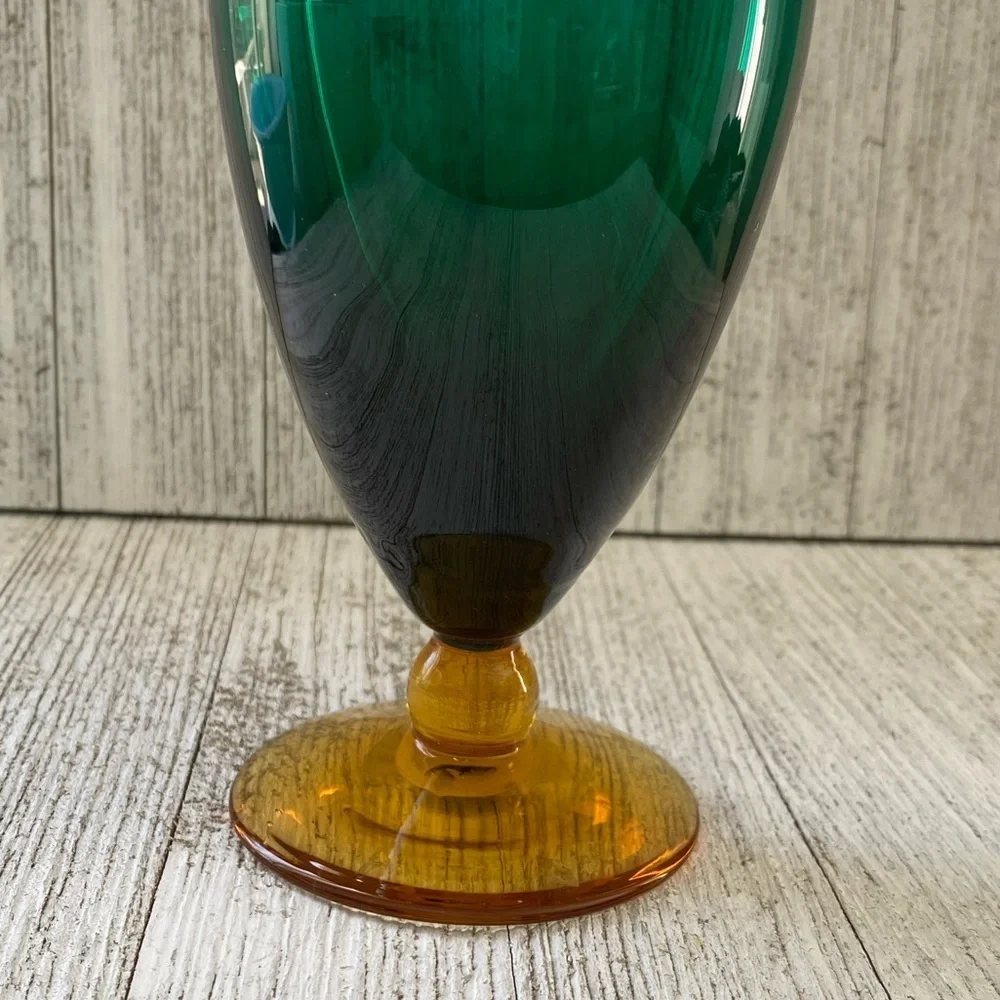 Gardeners Eden Art Glass Emerald Green & Amber Classic Vase